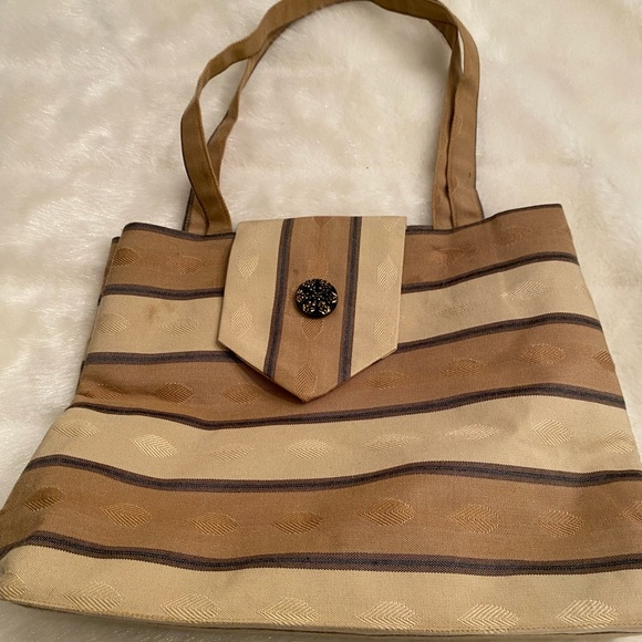 Retro Striped Fabric Bag with Jewel Embellishment - Picture 3 of 7